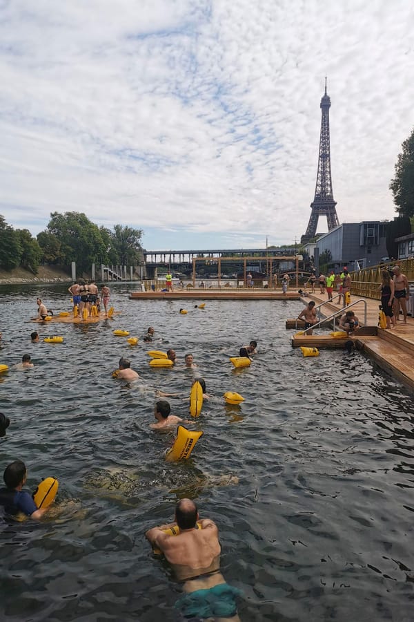 Bañistas podrán nadar en el río Sena de París tras más de 100 años de prohibición