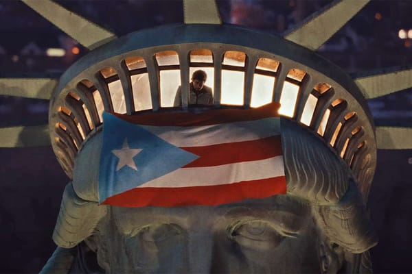 Bad Bunny defendió a los migrantes en EE.UU. en videoclip de su tema «NUEVAYoL»