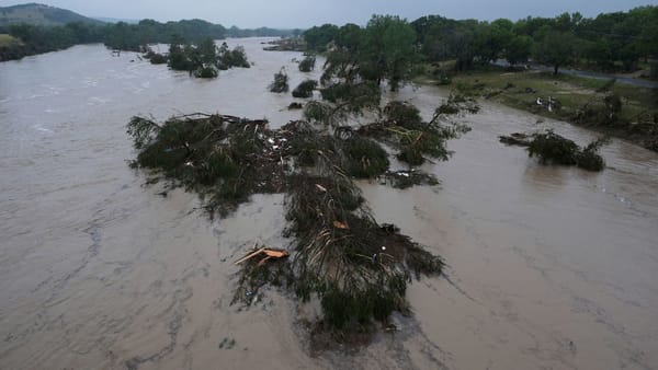 Inundaciones en Texas han dejado 82 muertos: 28 de ellos son niños