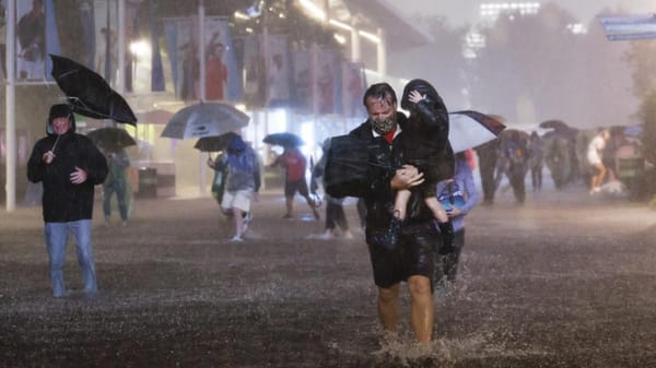 Fuertes lluvias en Estados Unidos han causado inundaciones y fallas en la electricidad