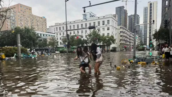 Inundaciones repentinas dejaron 10 muertos y 33 desaparecidos en China