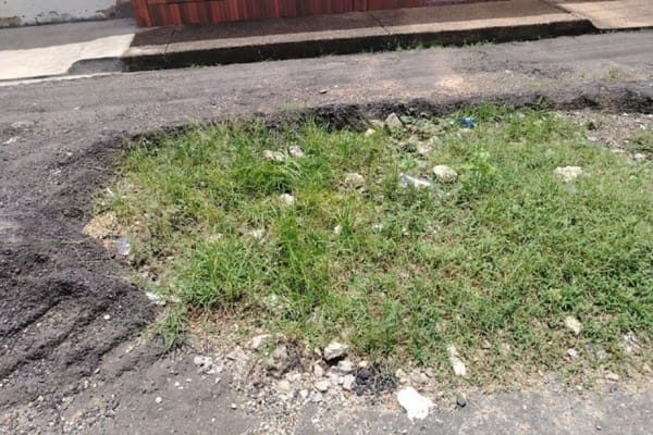 MONAGAS | Enorme hueco dificulta tránsito por la calle Sucre de Maturín