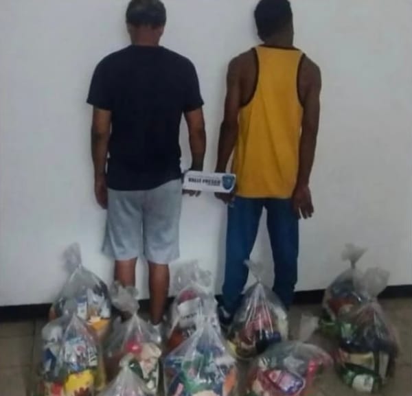 En Caracas: dos hombres fueron detenidos por vender bolsas del CLAP en dólares