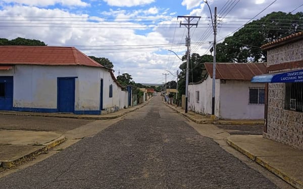 ANZOÁTEGUI | Habitantes de Santa Rosa llevan casi 24 horas sin electricidad