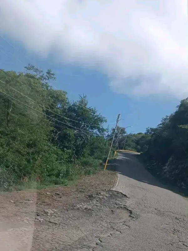 NUEVA ESPARTA | Conductores de Margarita exigieron asfaltado de la vía del Portachuelo de Guamare