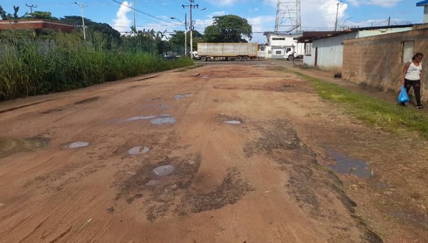 ANZOÁTEGUI | Habitantes de Las Américas en El Tigre denunciaron mal deterioro de la vialidad en la calle Colón
