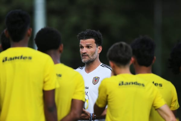 Oswaldo Vizcarrondo asumirá de forma interina la dirección de la Vinotinto