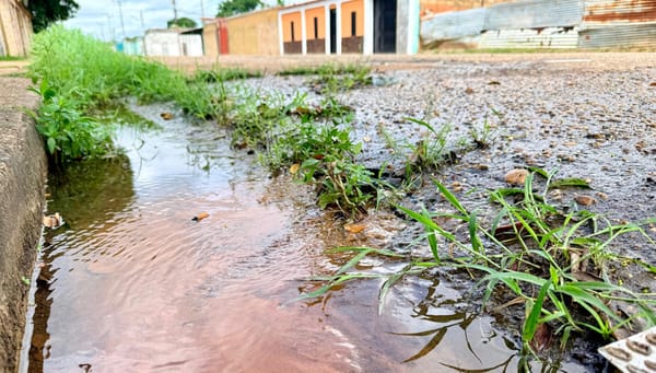 ANZOÁTEGUI | Habitantes de Pueblo Ajuro en El Tigre denunciaron bote de aguas negras