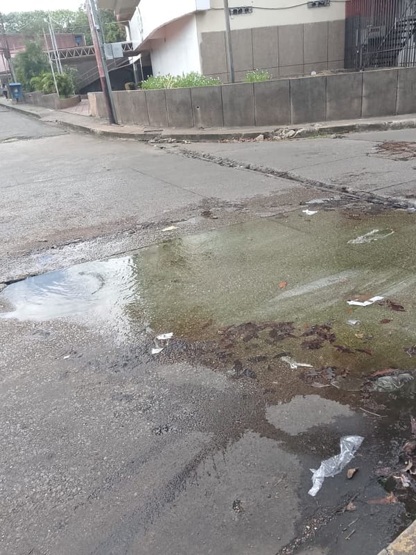 MONAGAS | Desborde de aguas residuales persiste en entrada de La Murallita de Maturín