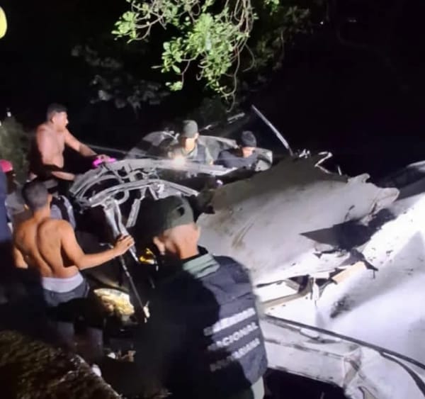 Dos muertos y más de 30 heridos por accidente en la carretera Maracay-Choroní