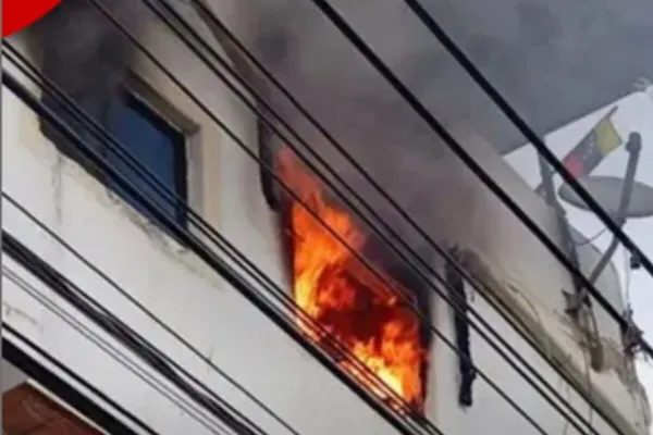15 personas resultaron afectadas por incendio de vehículo en edificio de Los Palos Grandes en Chacao