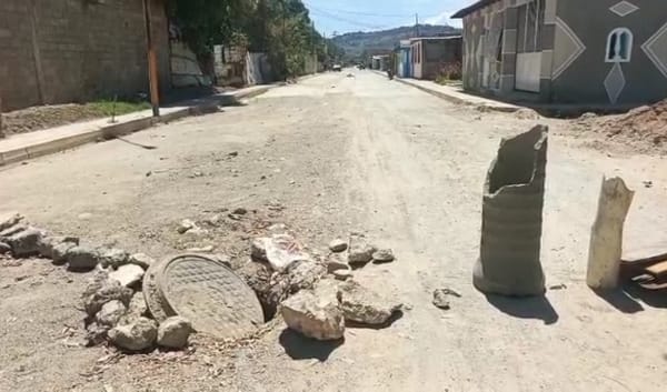 SUCRE | Vecinos de Brasil Sur en Cumaná exigieron sustitución de colector de aguas servidas