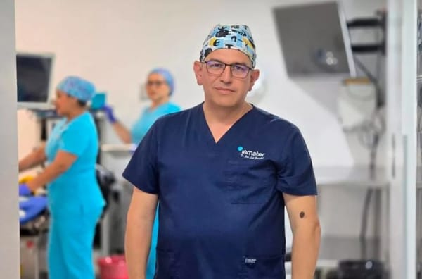 Ginecólogo venezolano triunfó en concurso de histeroscopia en Perú