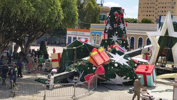Trabajador murió tras volcarse una grúa durante montaje de árbol navideño en Brasil