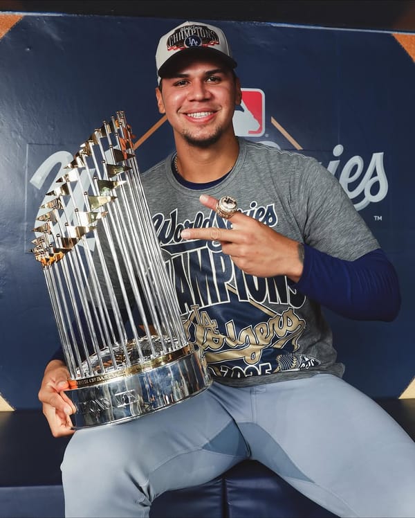 Los Dodgers son campeones de la Serie Mundial: el cumanés Edgardo Henriquez celebra su segundo título