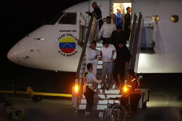 Estados Unidos y Venezuela retomarán vuelos de repatriación de migrantes