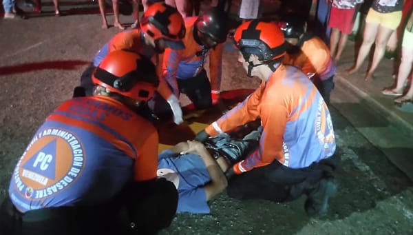 Un muerto y dos heridos tras chocar una moto y una camioneta en El Tigre