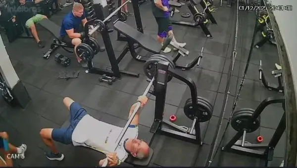Hombre murió mientras entrenaba en un gym en Brasil
