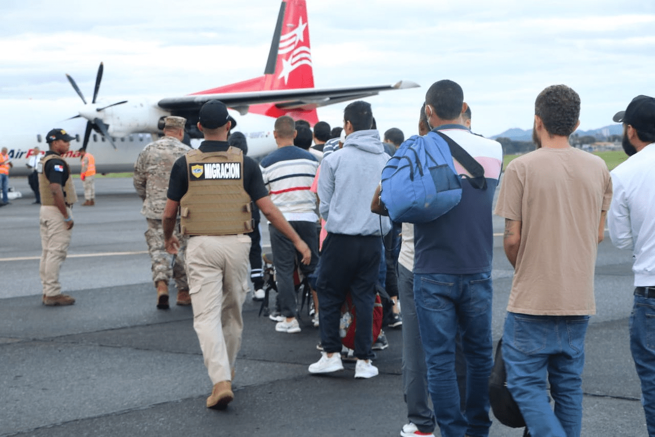 Panamá anunció su primer vuelo directo de deportación de venezolanos