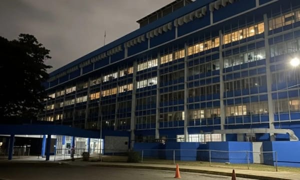 Sujetos en moto dispararon contra un local de comida en Zulia: hay tres heridos