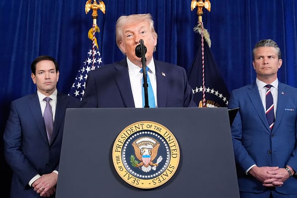 Trump afirma que EE.UU. administrará Venezuela hasta lograr una «transición segura»