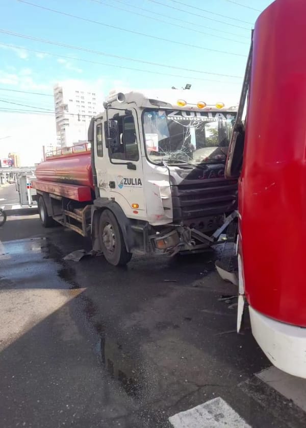 Choque entre autobús y camión cisterna dejó 25 heridos en Maracaibo