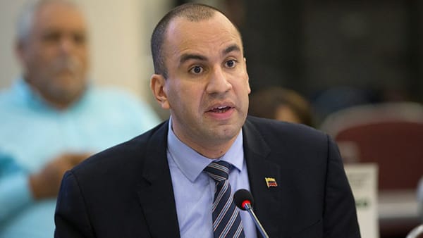 Asamblea Nacional designó a Larry Devoe como Fiscal General Encargado