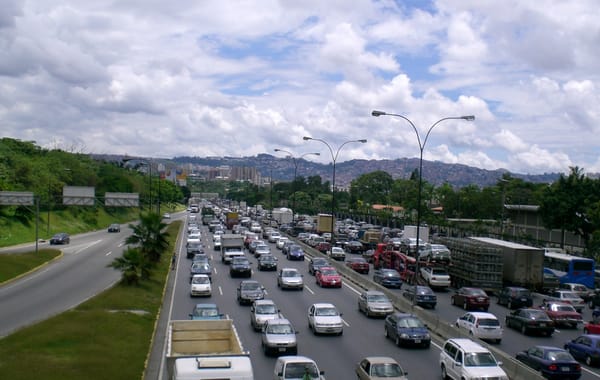 Asotránsito: 80% de las carreteras en Venezuela deben ser rediseñadas