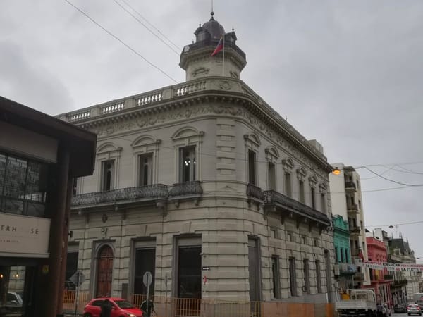 Consulado de Venezuela en Uruguay reactivó la emisión de salvoconductos de viaje