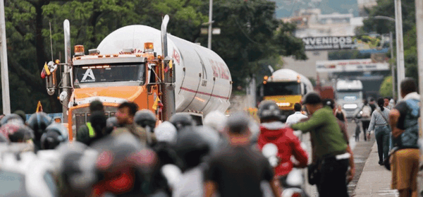 Venezuela inició exportación de gas butano hacia Colombia