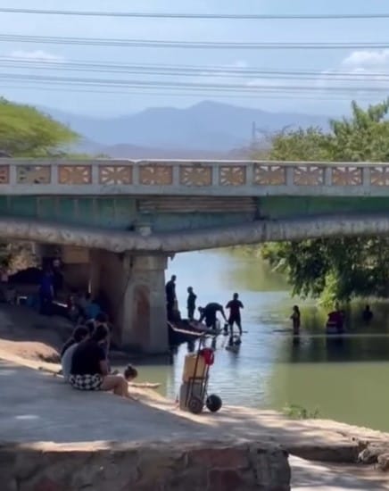 SUCRE | Cumaneses optaron por abastecerse del río Manzanares ante falta de agua