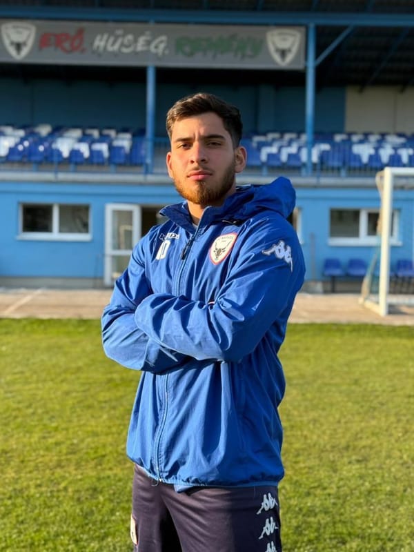 Futbolista cumanés Javier Santamaría se unió a las filas del FC Nádszeg de Eslovaquia