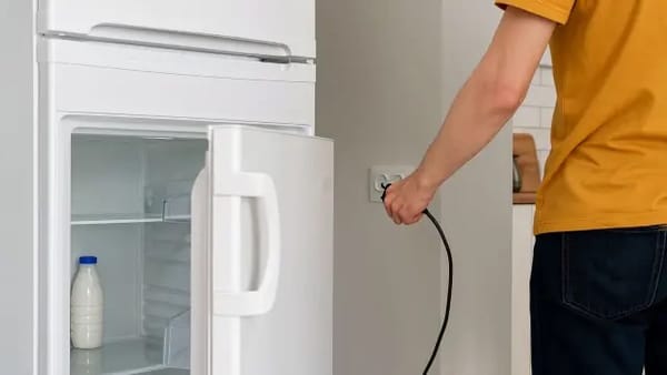 Mujer murió electrocutada tras intentar desconectar su nevera en Anzoátegui