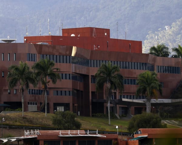 EE.UU. solicitó al Congreso 14,3 millones de dólares para su embajada en Venezuela