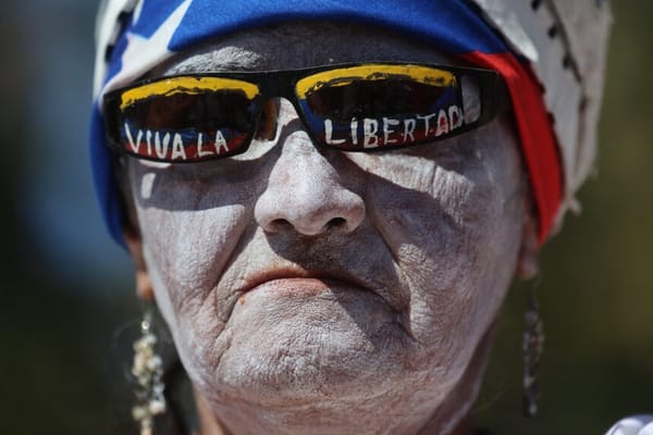 Un Mundo Sin Mordaza documentó 523 violaciones a la libertad de expresión en Venezuela durante 2025