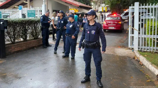 Dos muertos y cinco heridos por tiroteo iniciado por un niño en escuela de Brasil