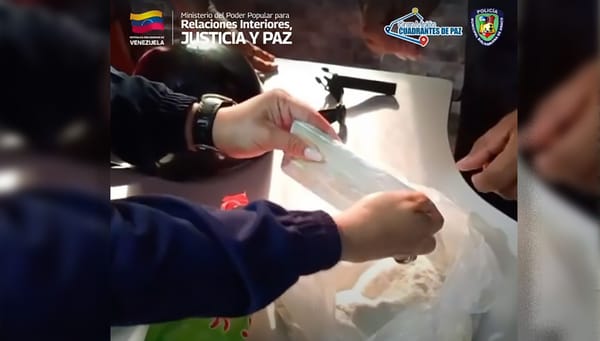 Mujer intentó pasar celular dentro de una harina en cárcel de Anaco y fue detenida