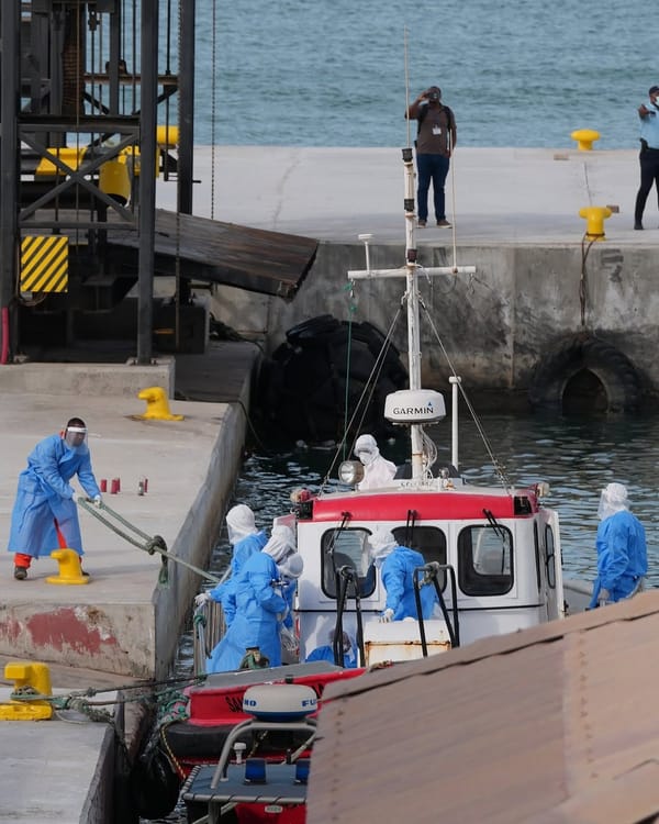 Evacuaron a tres pasajeros de crucero con brote mortal de hantavirus frente a Cabo Verde