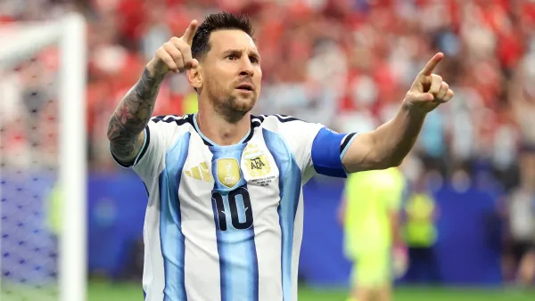 Messi se convirtió en el mayor goleador del Mundial de Fútbol y Argentina clasificó a la siguiente ronda