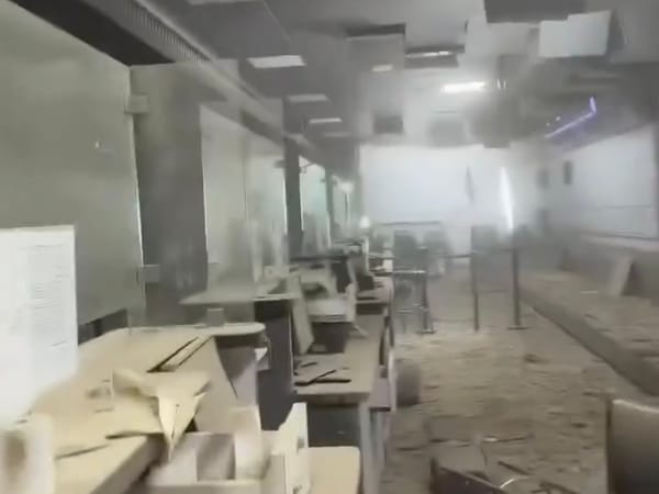 Usuarios reportan daños estructurales en el Aeropuerto de Maiquetía tras fuerte sismo