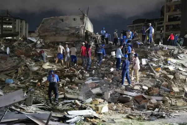 Ministerio de Salud activó centros de salud en Caracas para atender a los afectados por los terremotos