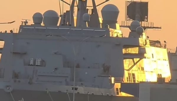 Buque USS Lauderdale de EE.UU. atracó en La Guaira para apoyar en labores humanitarias por terremotos