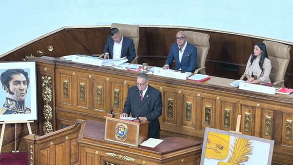 Parlamento aprobó en primera discusión reforma de la Ley del Sistema y Servicio Eléctrico