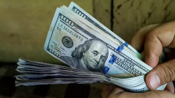 Dólar BCV superó la barrera de los Bs. 700: acumuló un aumento del más del 12% en la primera semana de julio