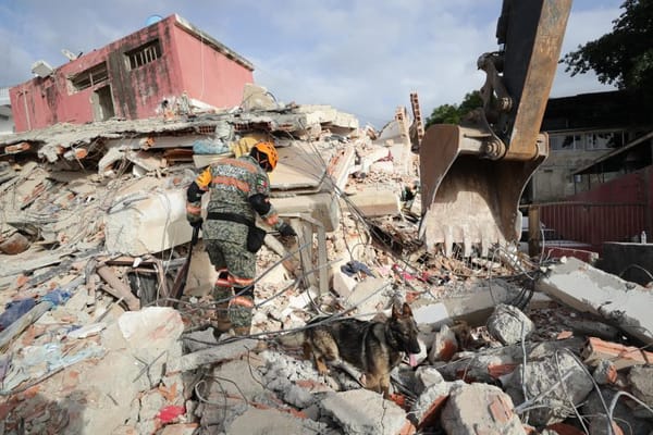 Balance de los terremotos subió a 2.295 fallecidos, 11.267 heridos y más de 12 mil damnificados