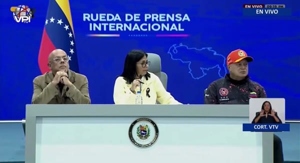 Delcy Rodríguez fue cuestionada por presunta demora en la respuesta gubernamental tras los terremotos