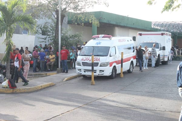 Mujer recibió un disparo mientras se desplazaba en un vehículo por la Troncal 10 en Sucre