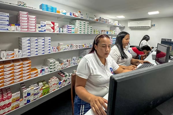 SUCRE | Alcaldía de Cumaná inauguró la primera farmacia fija en alianza con el SUAF