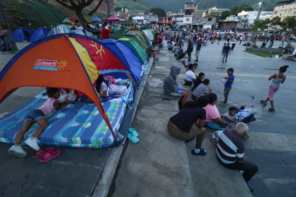 Habilitaron 15 puntos de registro para censar a familias damnificadas de La Guaira