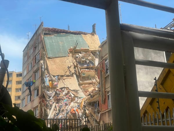 Rescatistas culminaron búsqueda de cuerpos en el edificio Moisés de San Bernardino